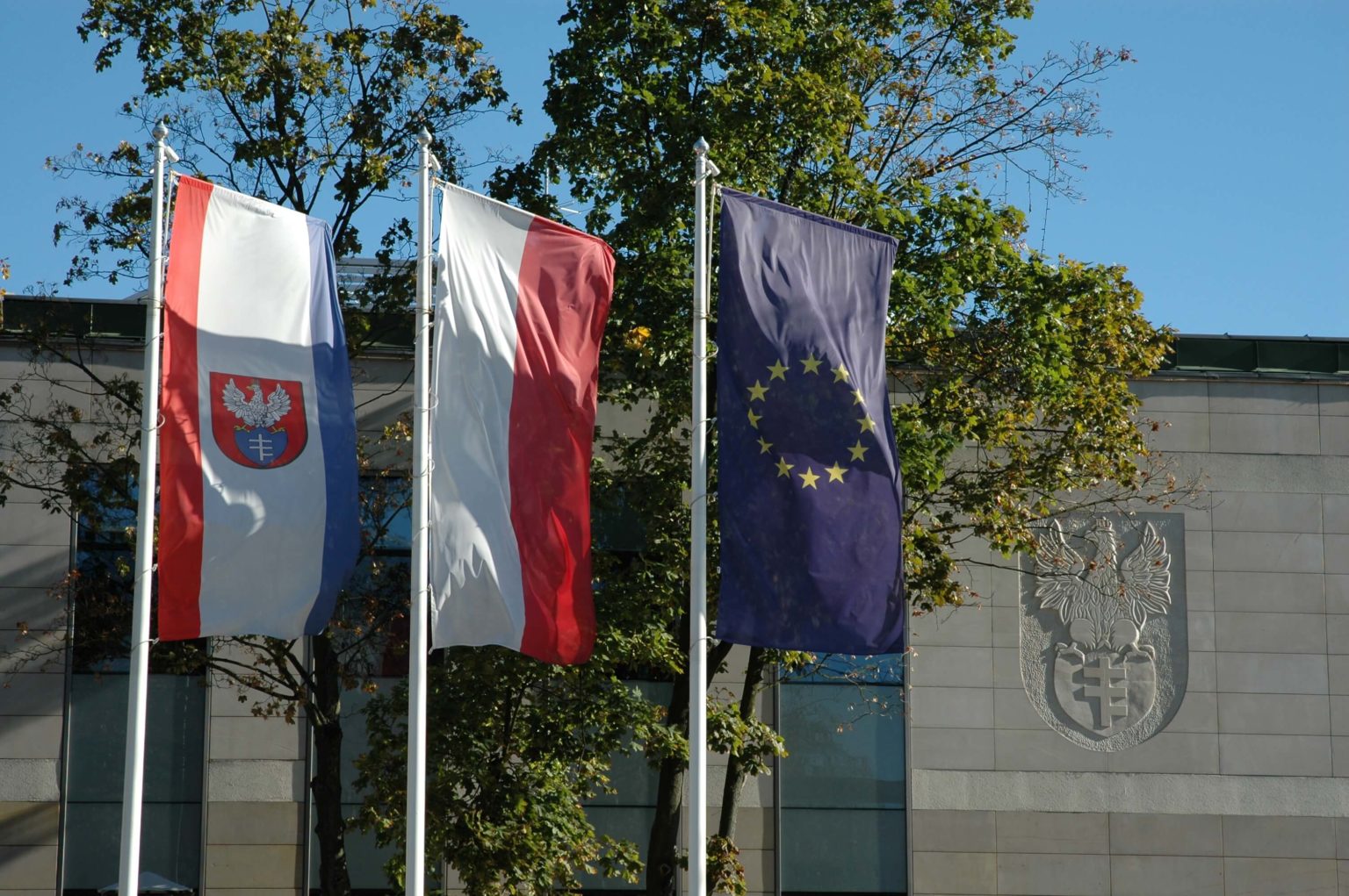 Ustal W Jakiej Kolejności Dzieci Zapoznają Się Z Poniższymi Utworami W jakiej kolejności umieszcza się flagi państwowe i organizacyjne
