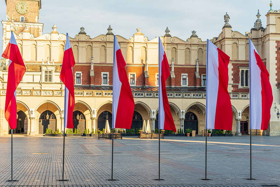 Kalendarz flagowy z firmą LOGO